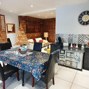 Du Cafe Truchet Holiday home